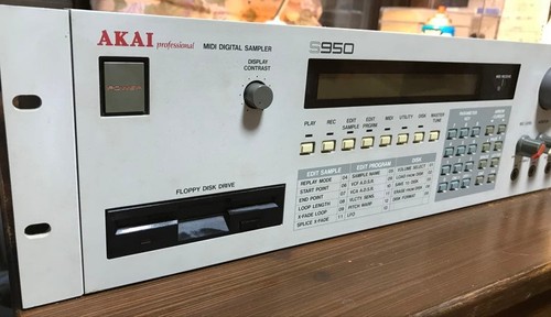 Akai s950 bit vintage rack - 12-bit,