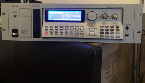 Akai s3200 - akai,