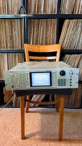 Akai s5000 digital sampler - s5000,