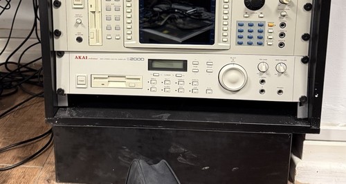 Akai s2000 digital stereo - s2000,